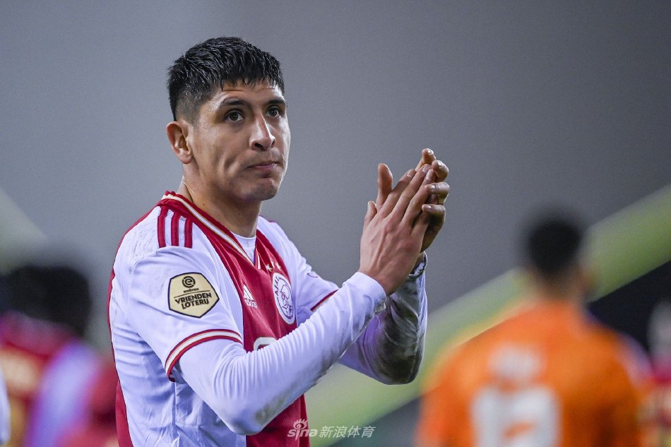 因为它触及 因为它触及